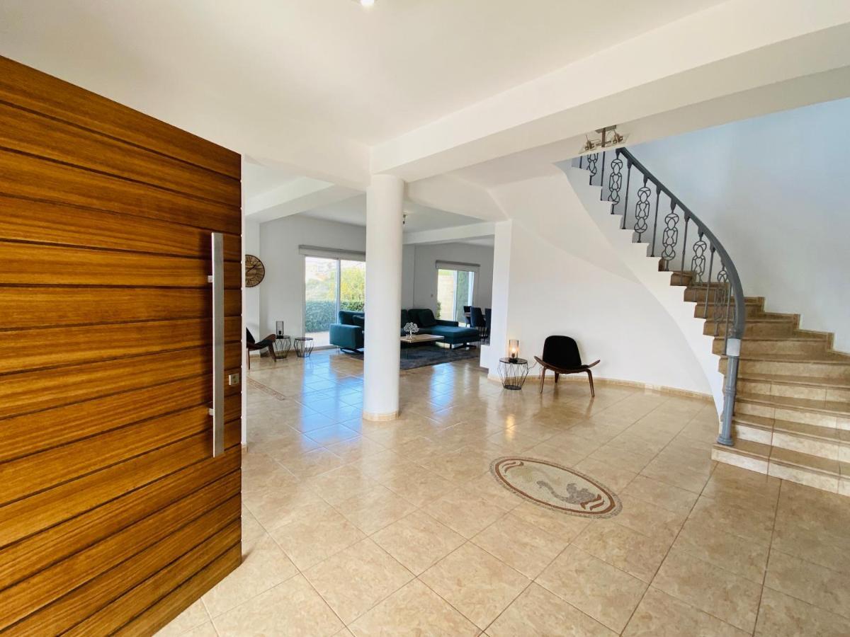 Acropolis Villa 8 Klorakas Luaran gambar