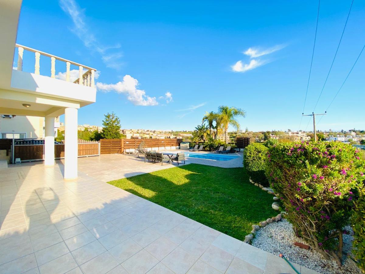 Acropolis Villa 8 Klorakas Luaran gambar