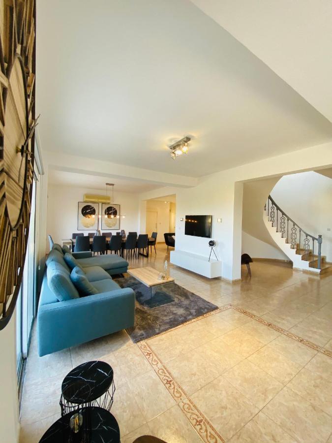 Acropolis Villa 8 Klorakas Luaran gambar