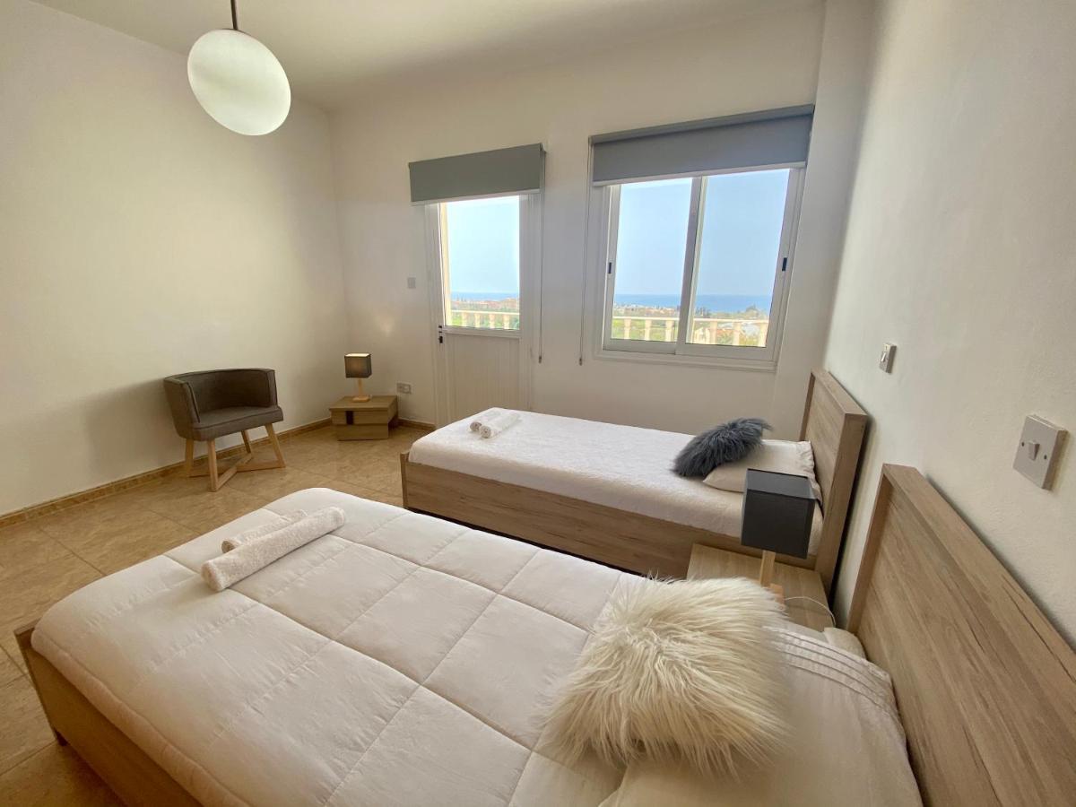 Acropolis Villa 8 Klorakas Luaran gambar