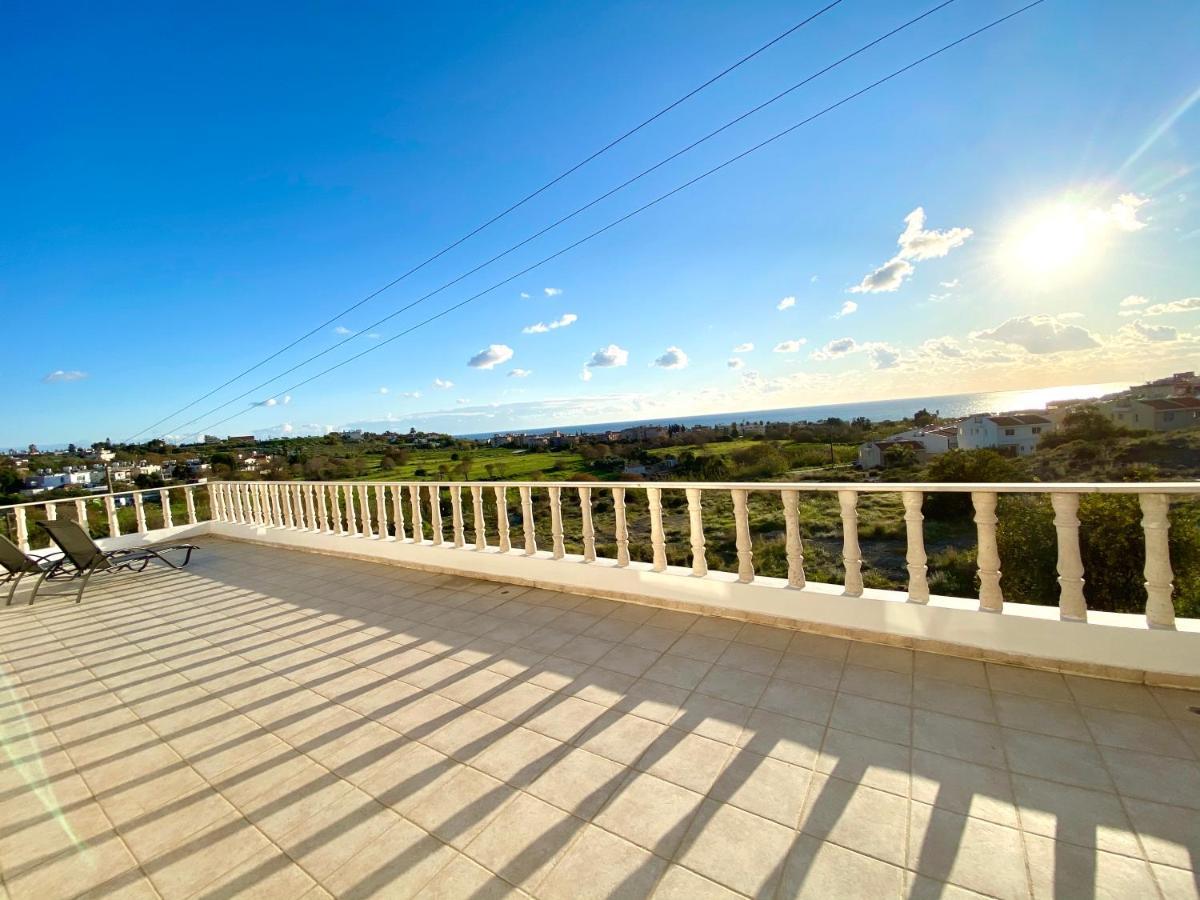 Acropolis Villa 8 Klorakas Luaran gambar