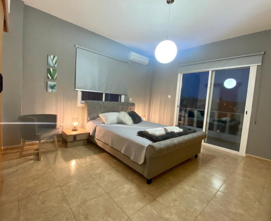 Acropolis Villa 8 Klorakas Luaran gambar